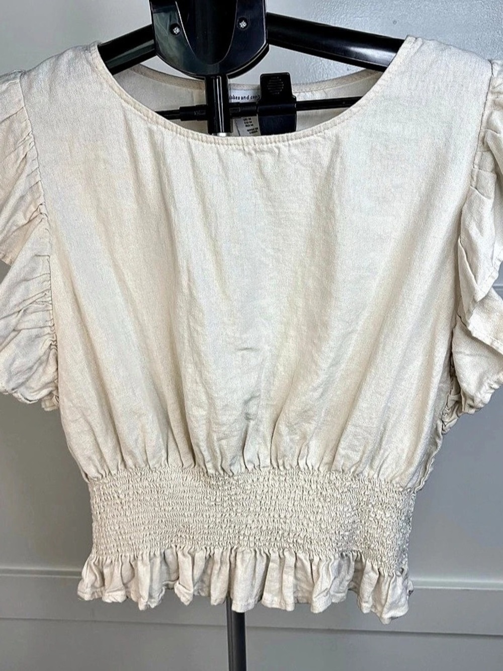 cupcakes and cashmere Ruffle Sleeve Smocked Waist Linen Blend Top